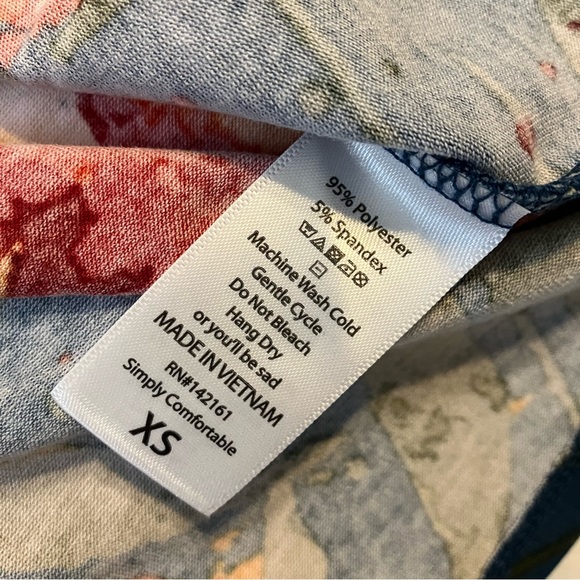 Lularoe Julia Dress, size XS, Floral Print, NWT - Picture 7 of 7